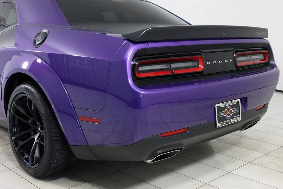 2023 Dodge Challenger R/T Scat Pack Widebody photo 32