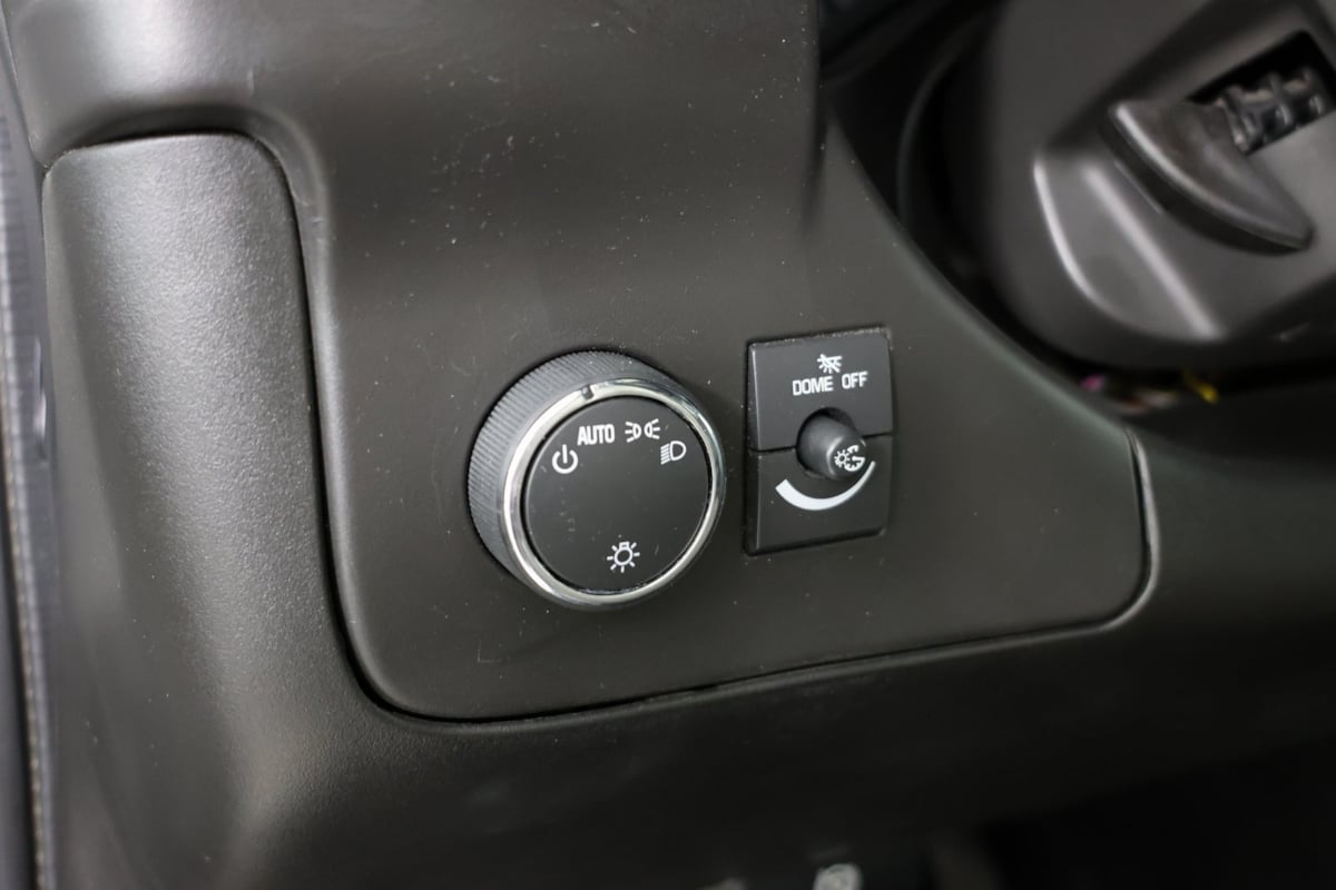 2023 Chevrolet Express Passenger LS photo 15