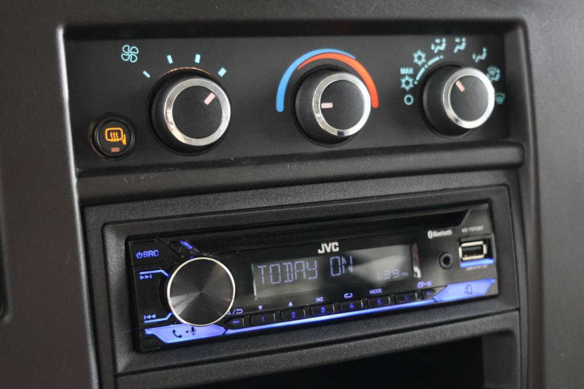 2023 Chevrolet Express Passenger LS photo 22