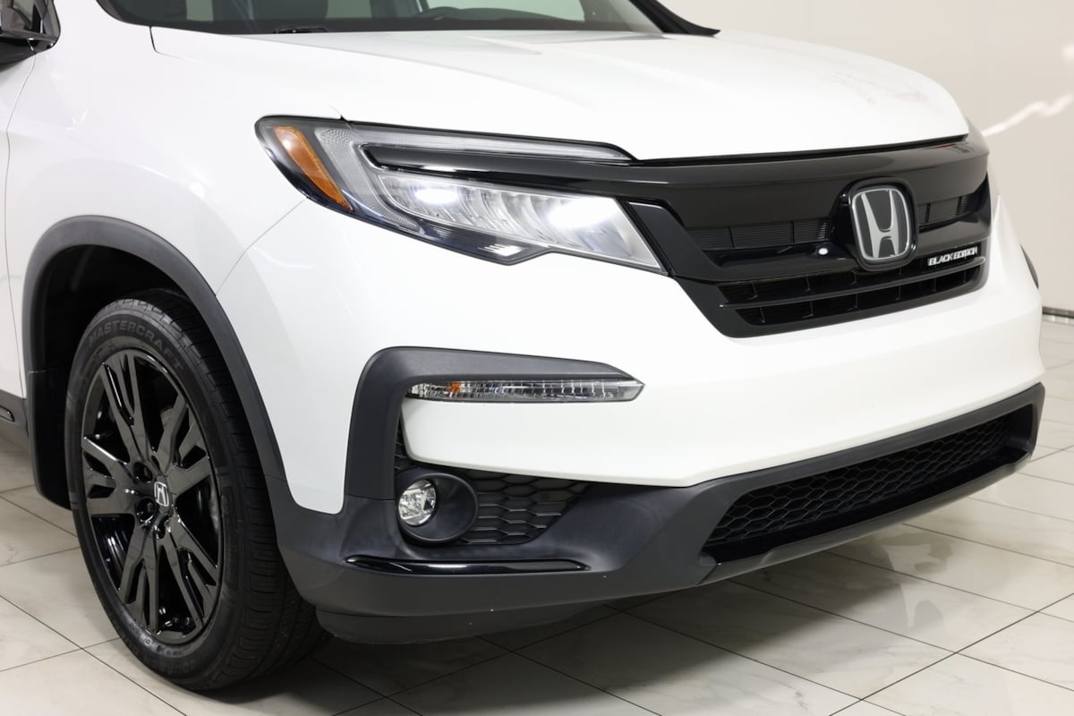 2021 Honda Pilot Black Edition photo 32