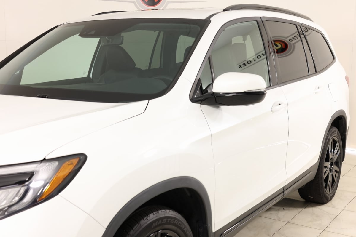 2021 Honda Pilot Black Edition photo 45
