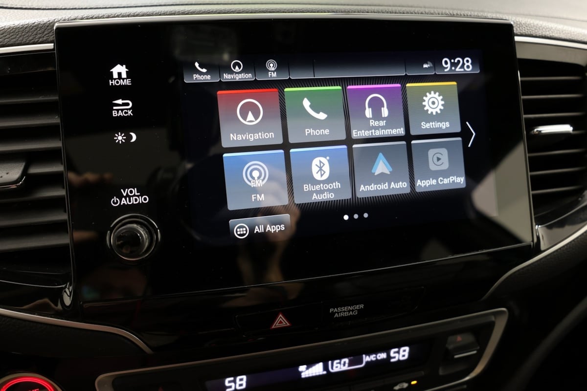 2021 Honda Pilot Black Edition photo 47