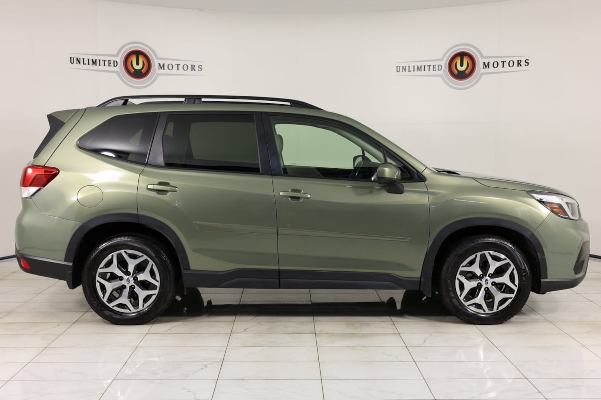 2019 Subaru Forester Premium photo 2