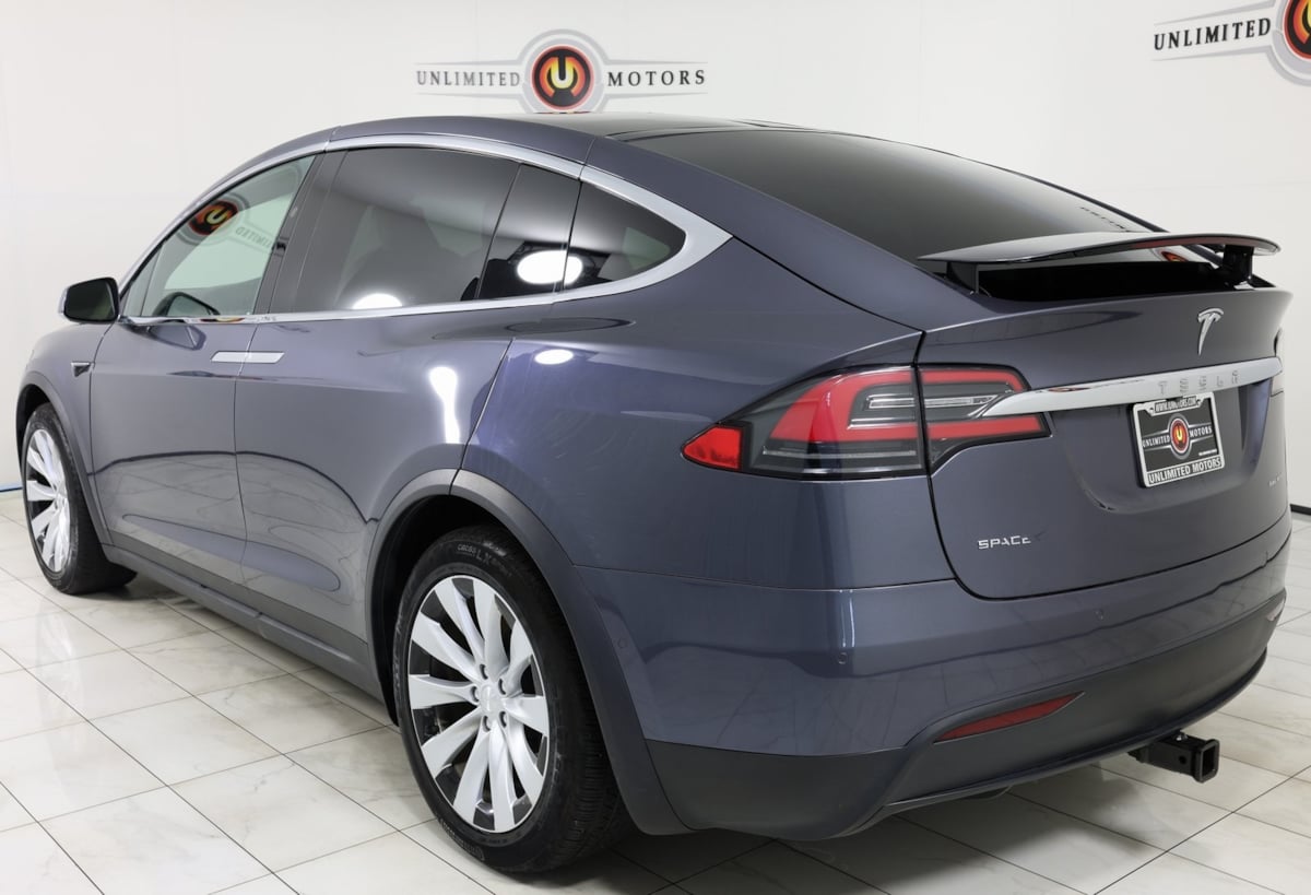 2020 Tesla Model X Long Range photo 2