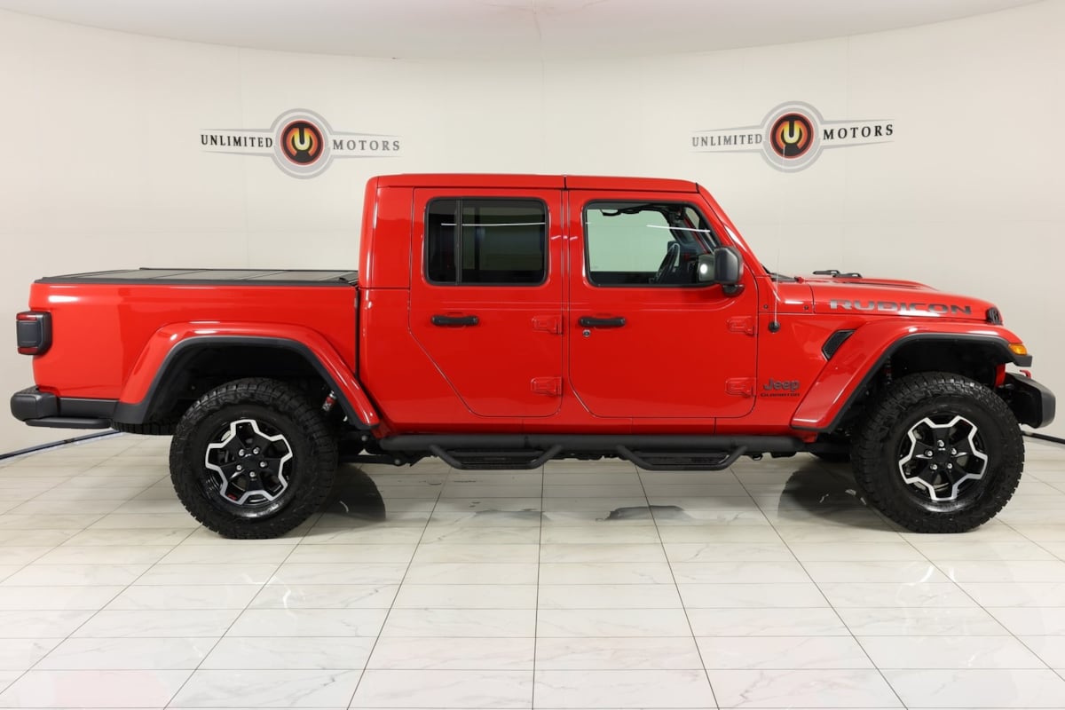 2021 Jeep Gladiator Rubicon photo 2
