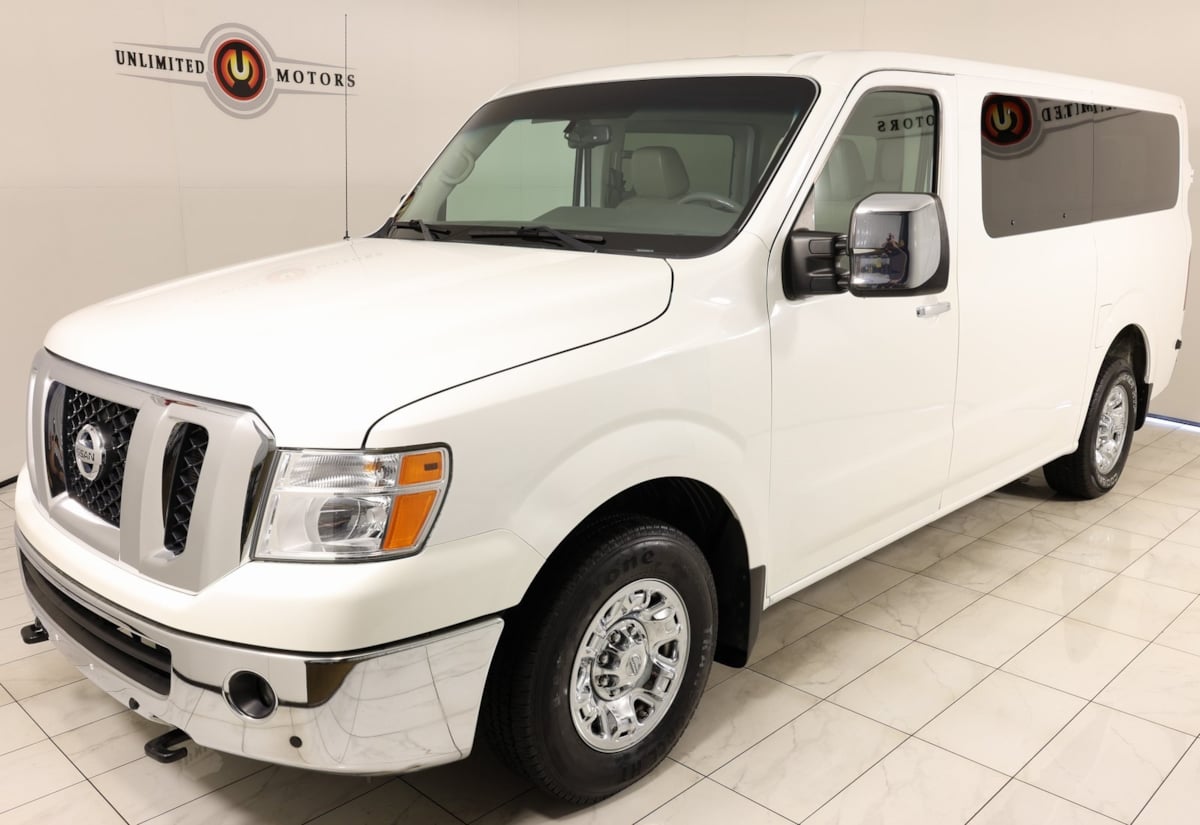 2021 Nissan NV3500 photo 3