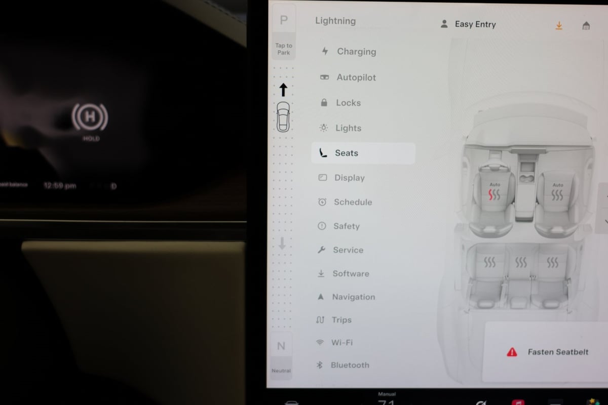 2021 Tesla Model S Plaid photo 3