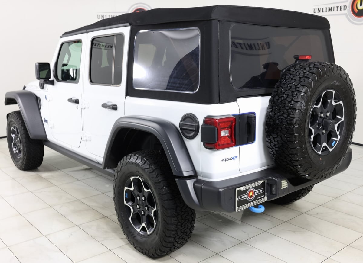 2022 Jeep Wrangler 4xe Unlimited Rubicon photo 4