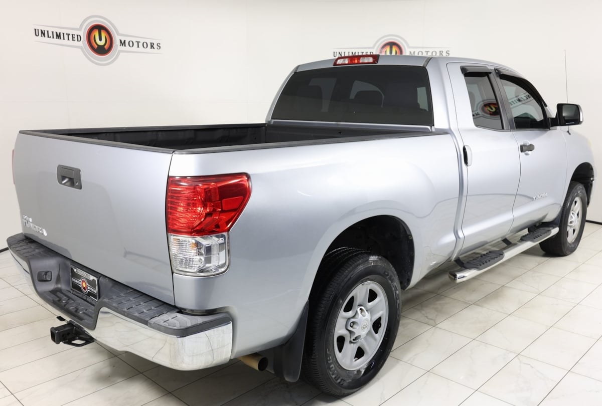2013 Toyota Tundra Double Cab photo 3