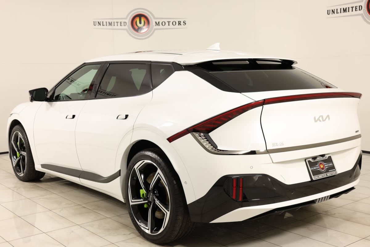 2023 Kia EV6 GT photo 2