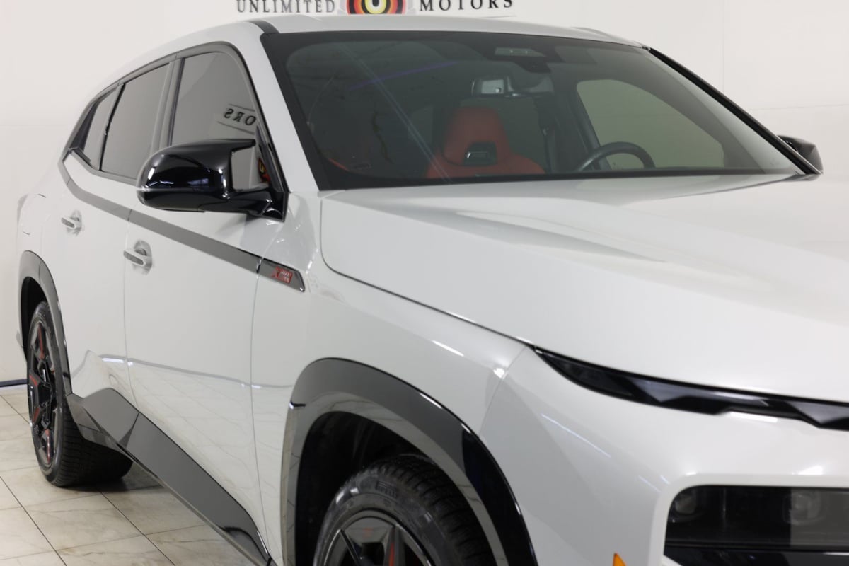 2024 BMW XM Base - Photo 39