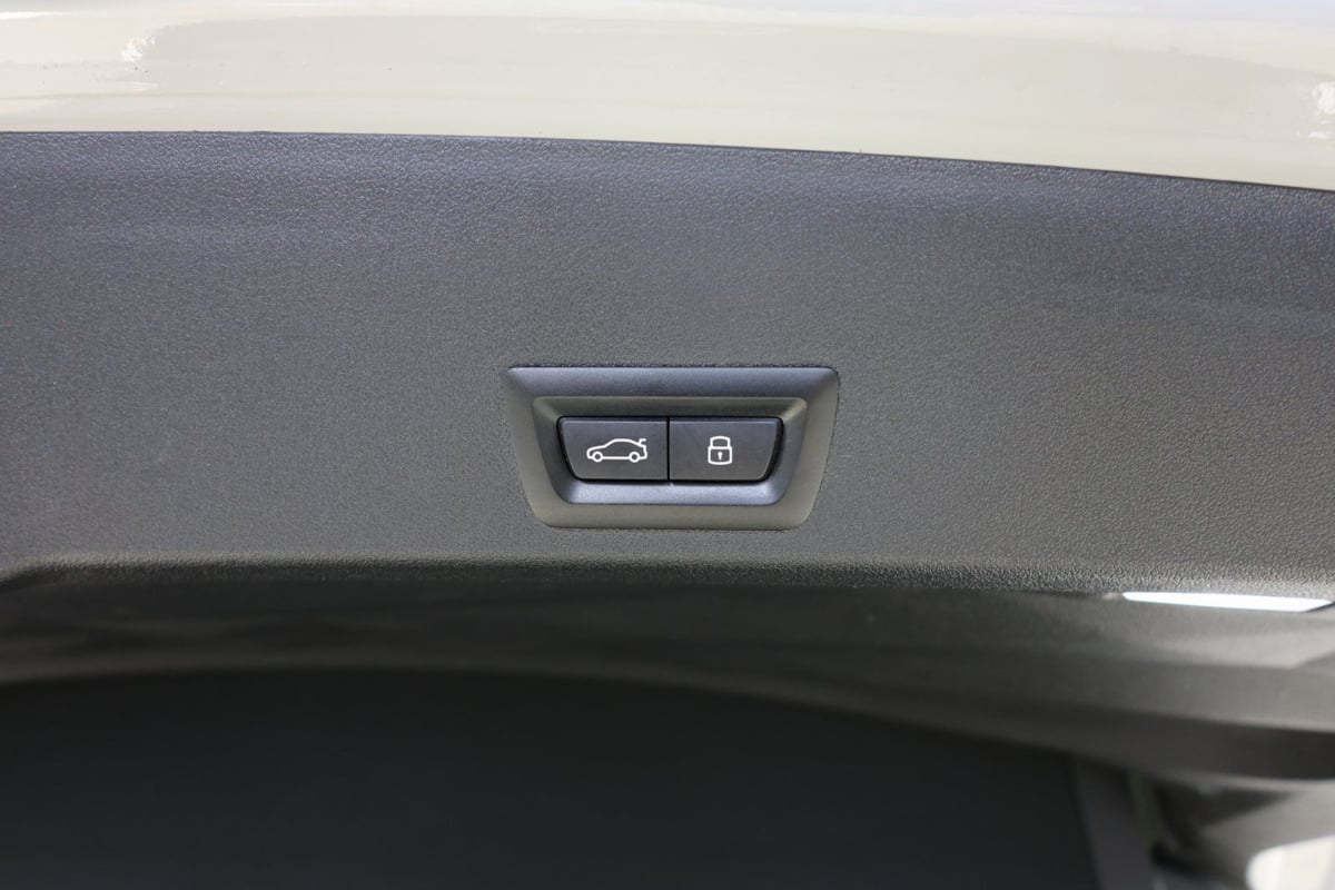 2024 BMW XM Base - Photo 45