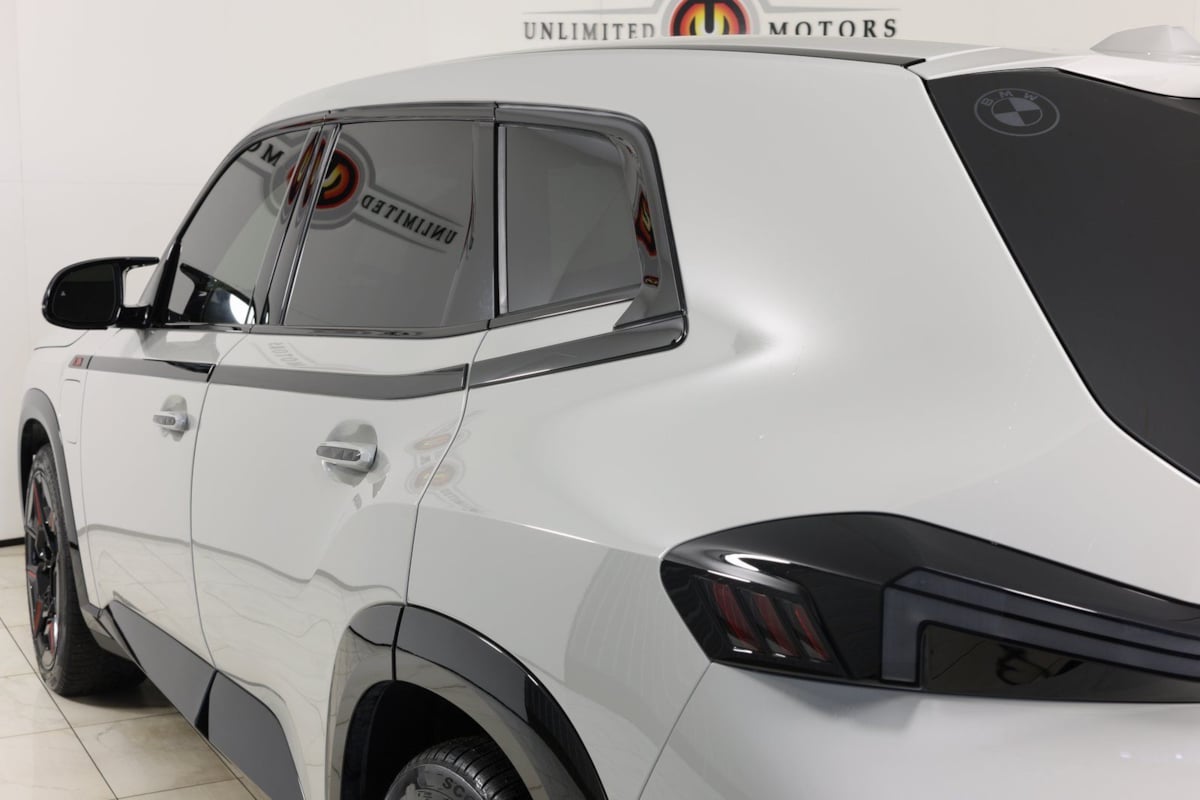 2024 BMW XM Base - Photo 47