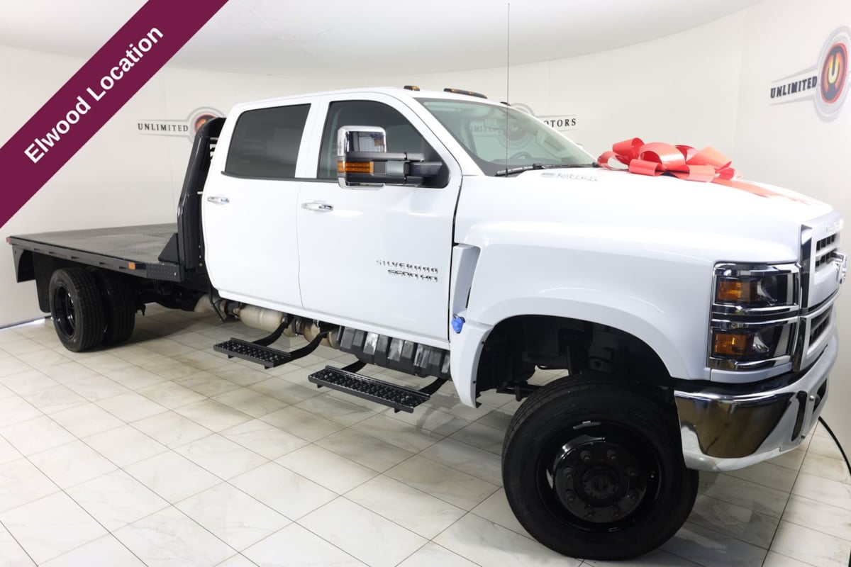 2024 Chevrolet Silverado HD WT 4WD Crew Cab 175" WB's photo