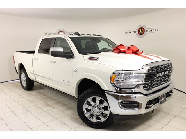 Pearl White 2022 RAM 3500 Limited Crew Cab 4WD Pickup Truck Four-Wheel Drive Automatic
