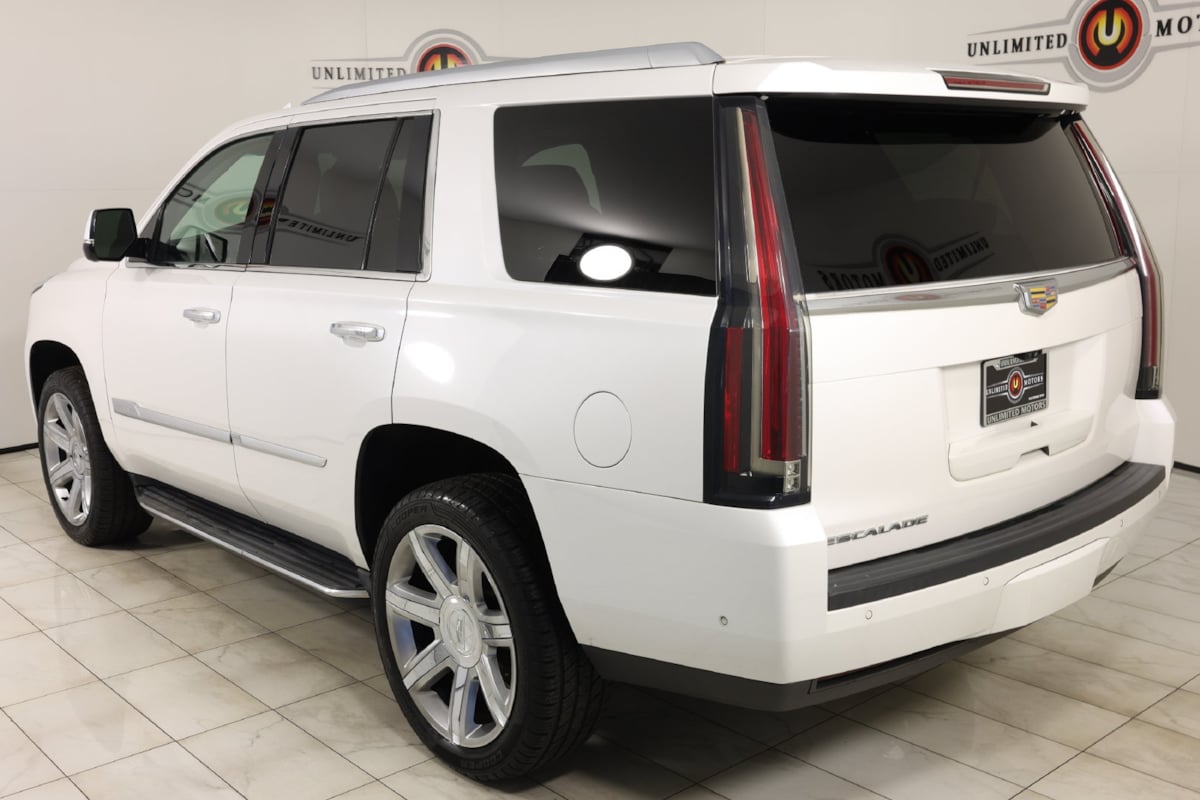 2020 Cadillac Escalade Luxury - Photo 4