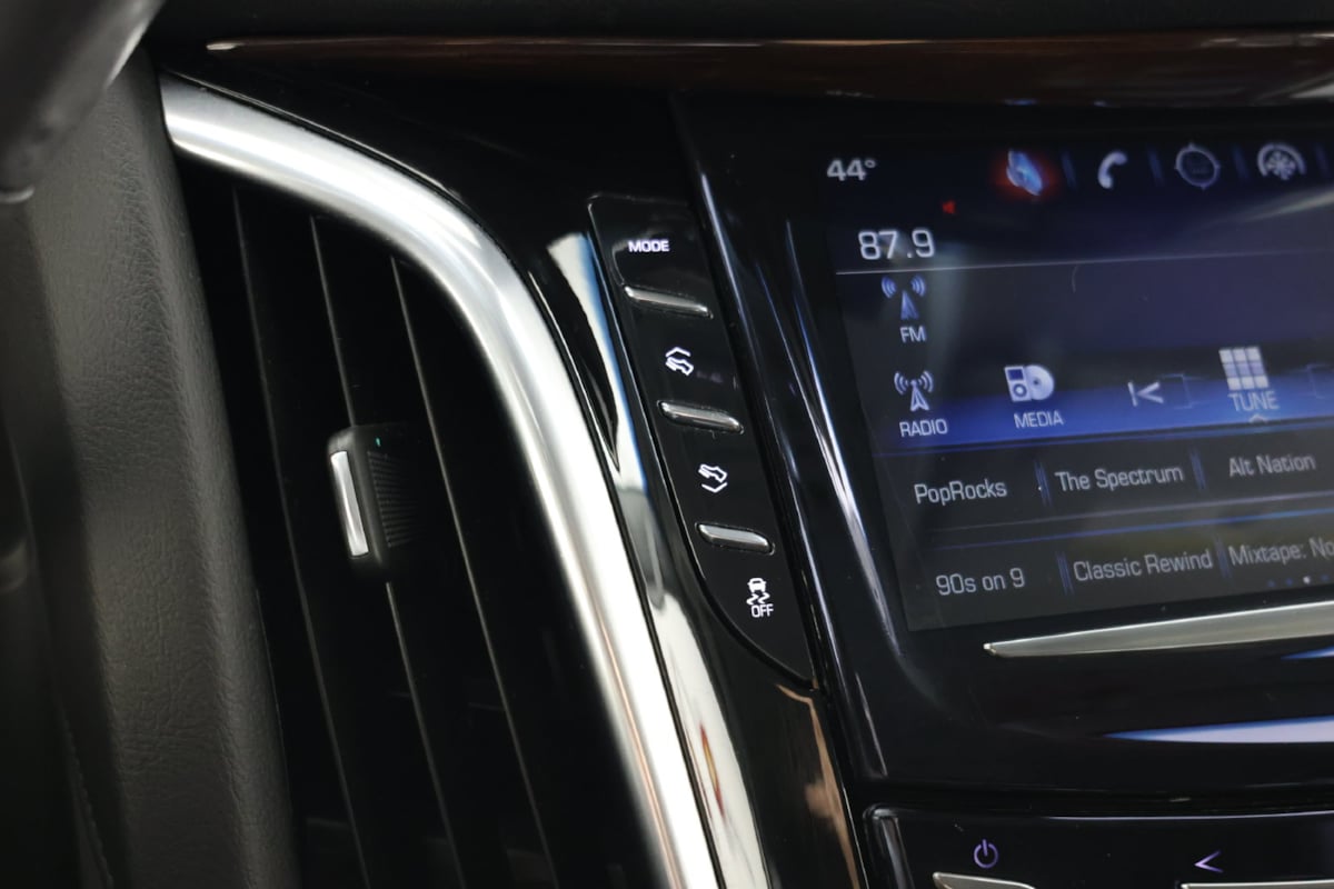 2020 Cadillac Escalade Luxury - Photo 31
