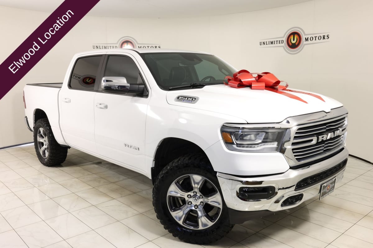 2023 RAM 1500 Laramie 4x4 Crew Cab 5'7's photo