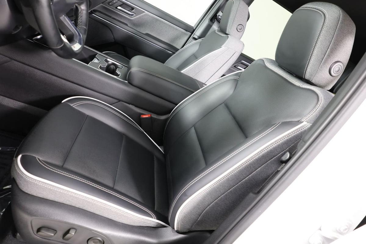 2026 GMC Sierra EV Elevation - Photo 10