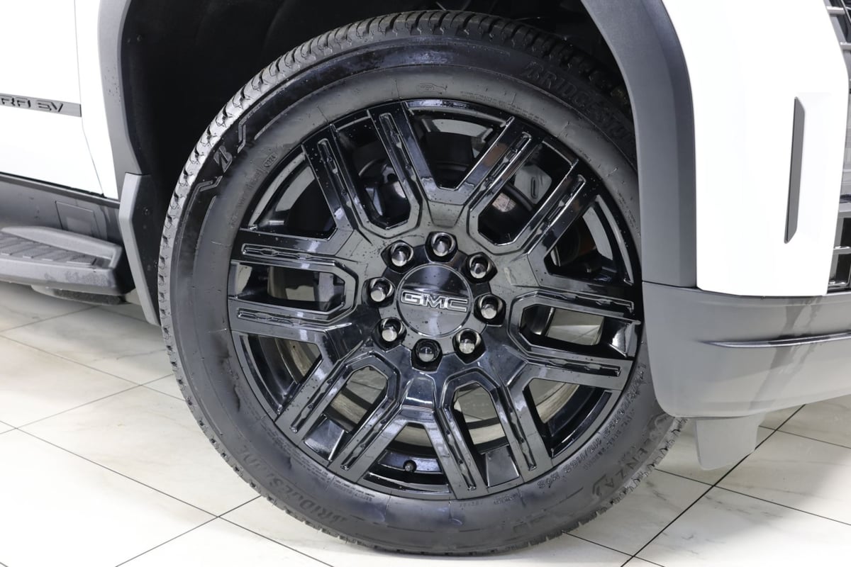 2026 GMC Sierra EV Elevation - Photo 13