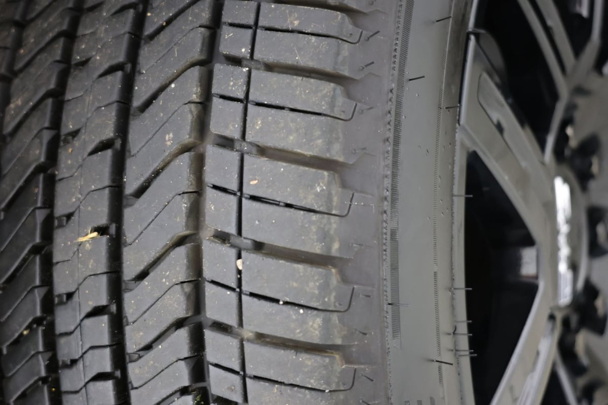 2026 GMC Sierra EV Elevation - Photo 14