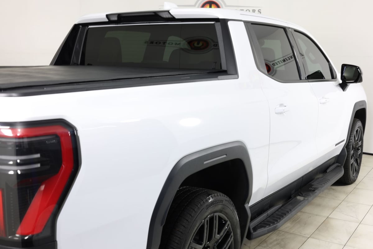 2026 GMC Sierra EV Elevation - Photo 40