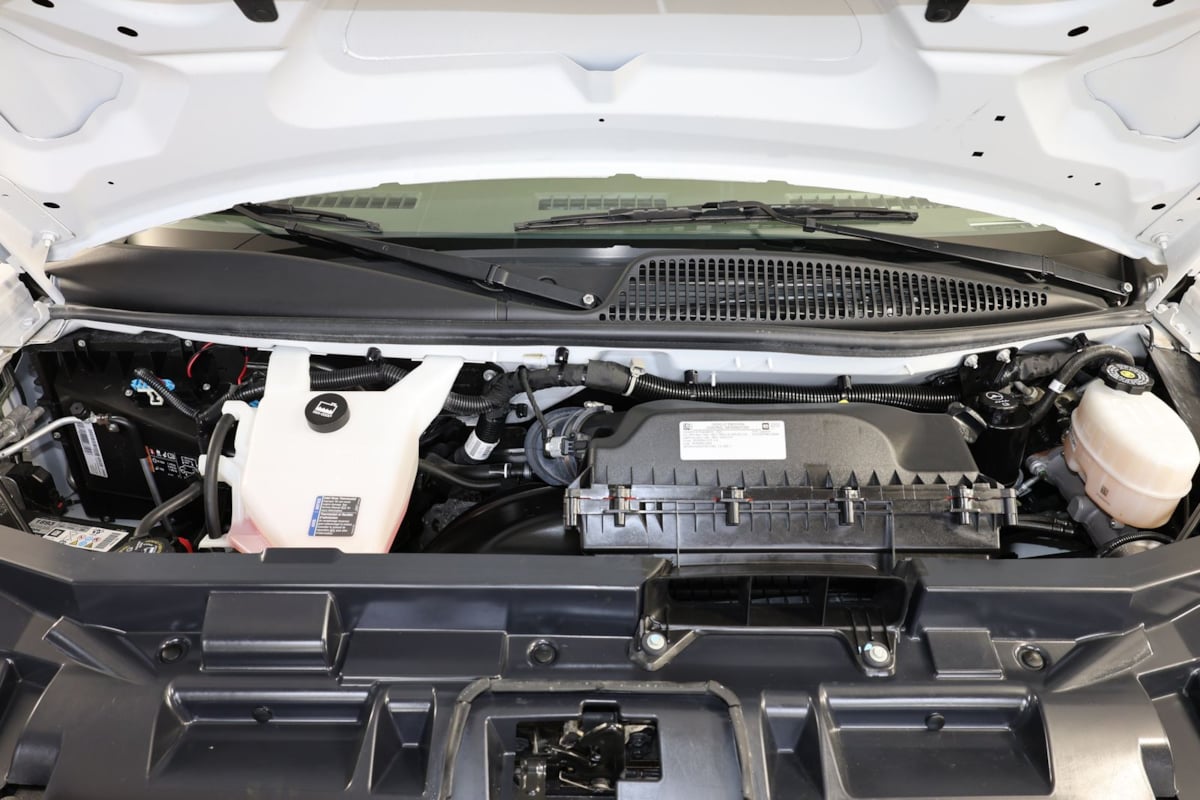 2024 Chevrolet Express Passenger LT - Photo 36