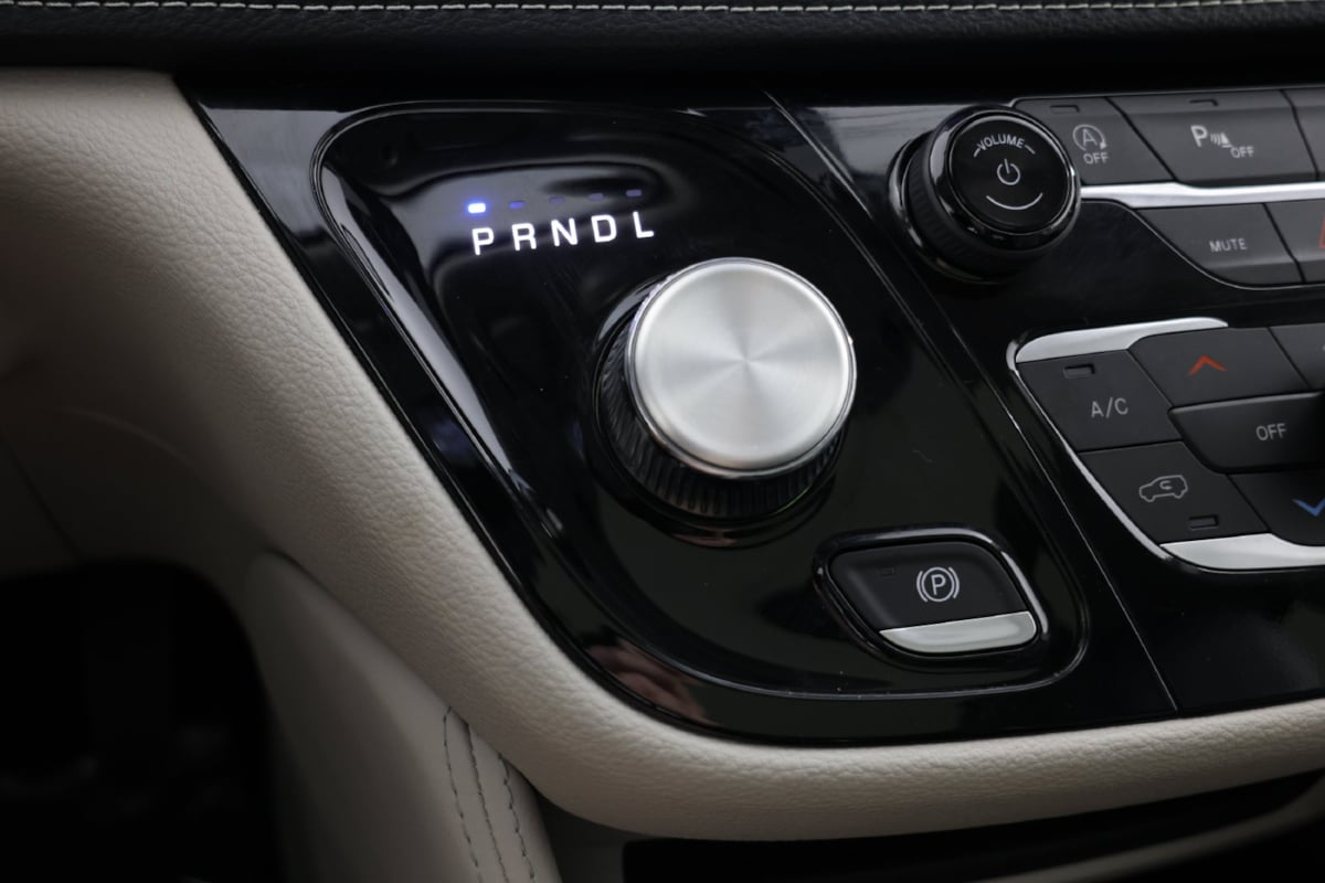 2024 Chrysler Pacifica Limited - Photo 6