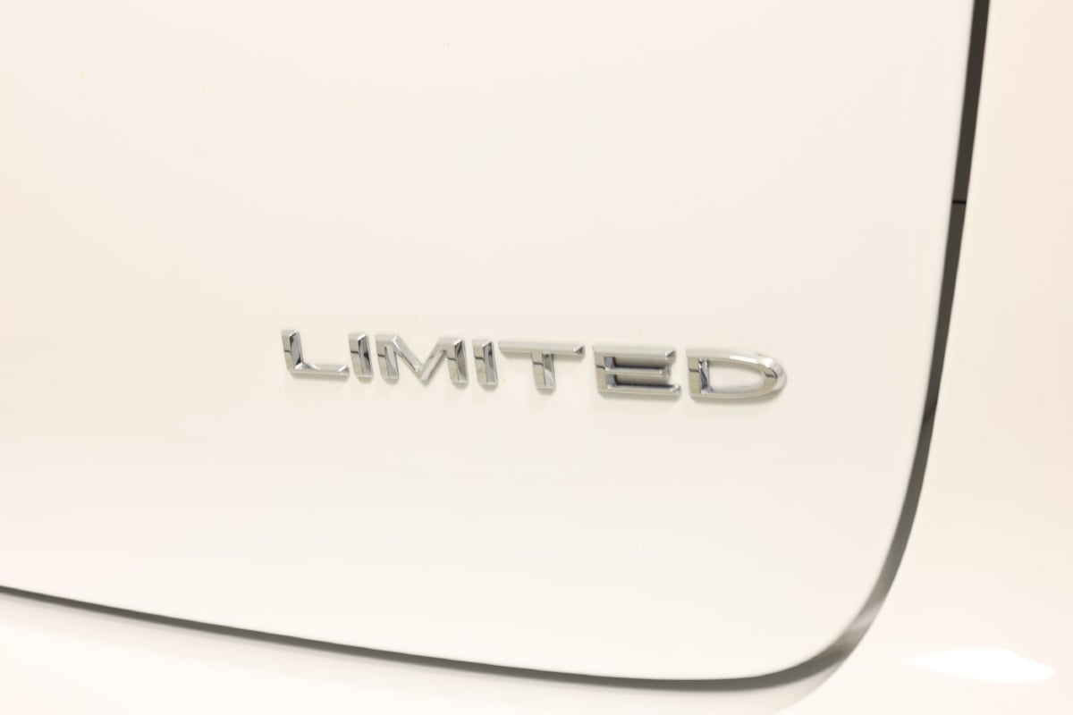 2024 Chrysler Pacifica Limited - Photo 17