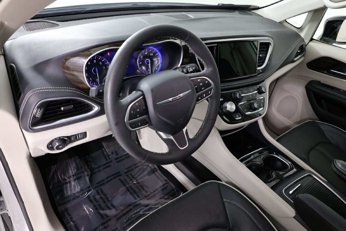 2024 Chrysler Pacifica Limited - Photo 23