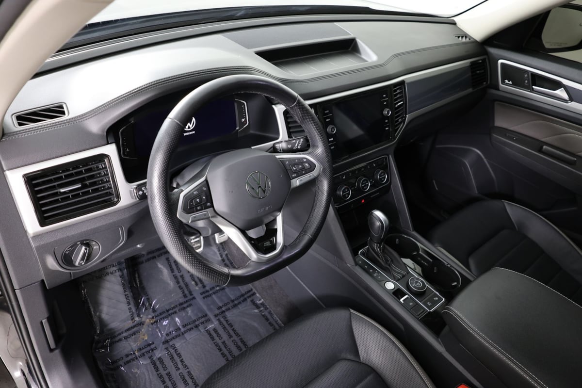 2023 Volkswagen Atlas SEL Premium R-Line - Photo 25