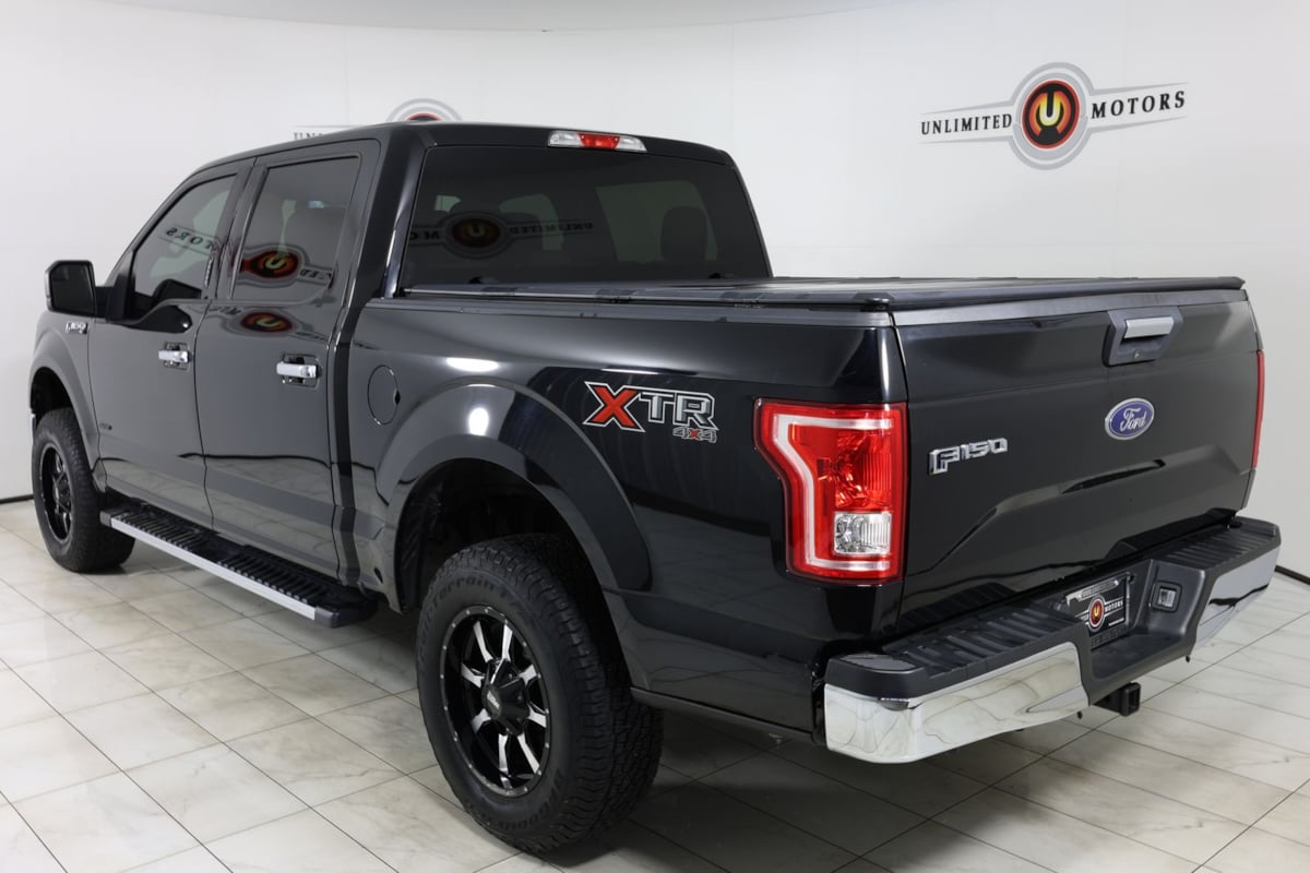 View vehicle photo 4