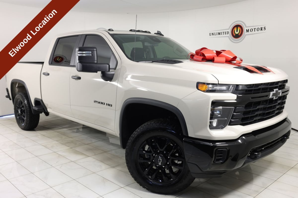 2026 Chevrolet Silverado HD Custom 4WD Crew Cab Standard Box's photo