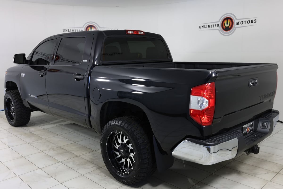 2019 Toyota Tundra SR5 - Photo 4