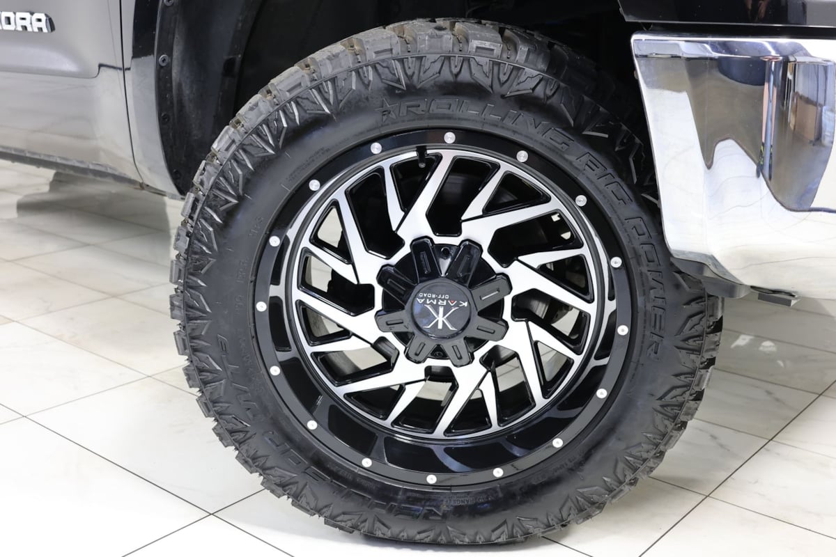 2019 Toyota Tundra SR5 - Photo 12