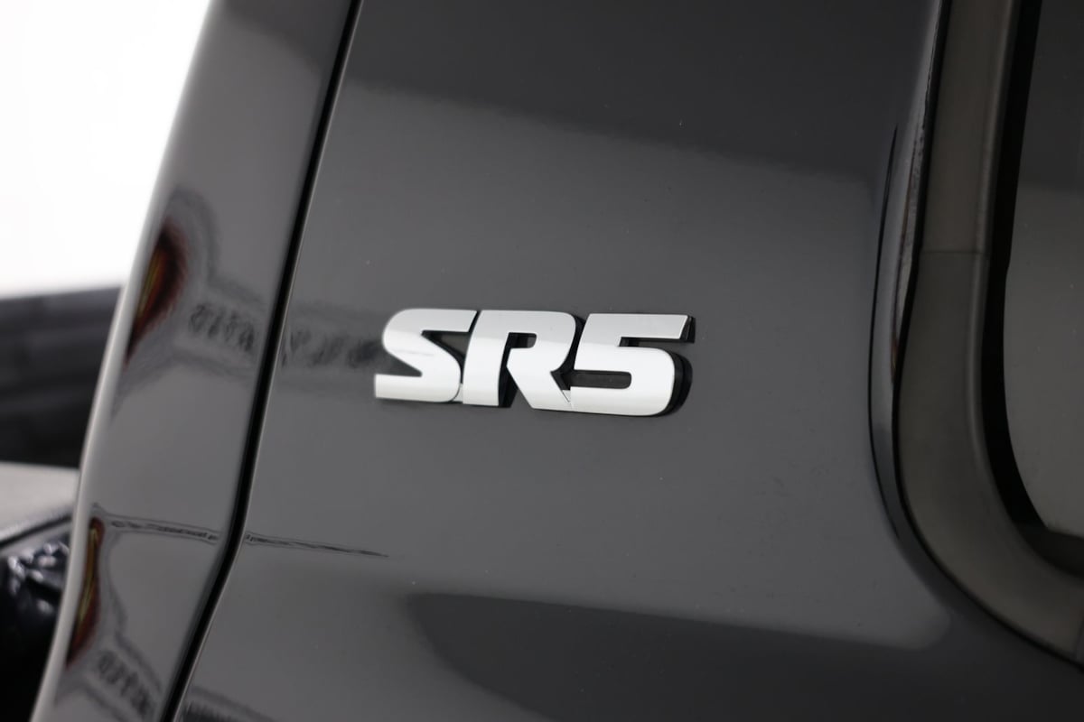 2019 Toyota Tundra SR5 - Photo 14