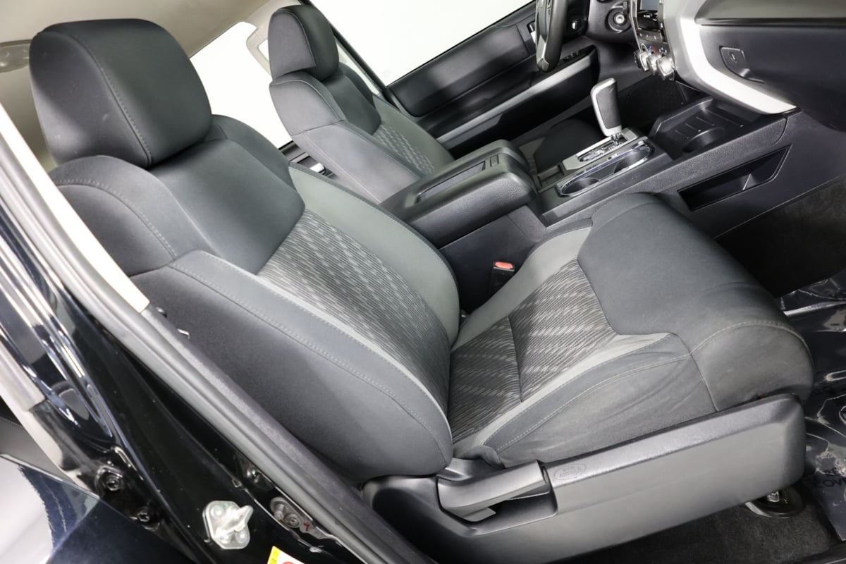 2019 Toyota Tundra SR5 - Photo 32