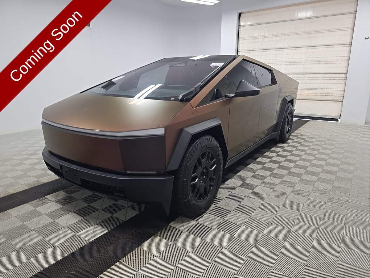 2024 Tesla Cybertruck All-Wheel Drive's photo