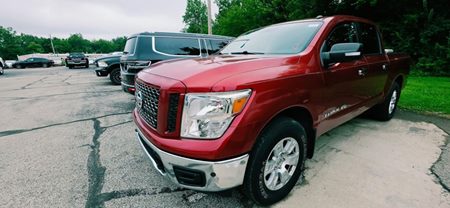 2019 Nissan Titan SV