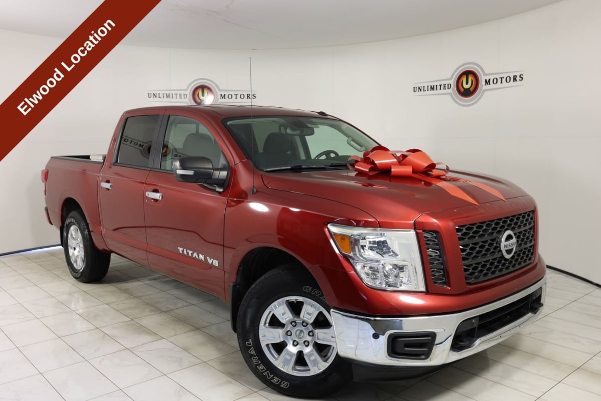 Cayenne Red Metallic 2019 Nissan Titan Pickup Truck Four-Wheel Drive Automatic