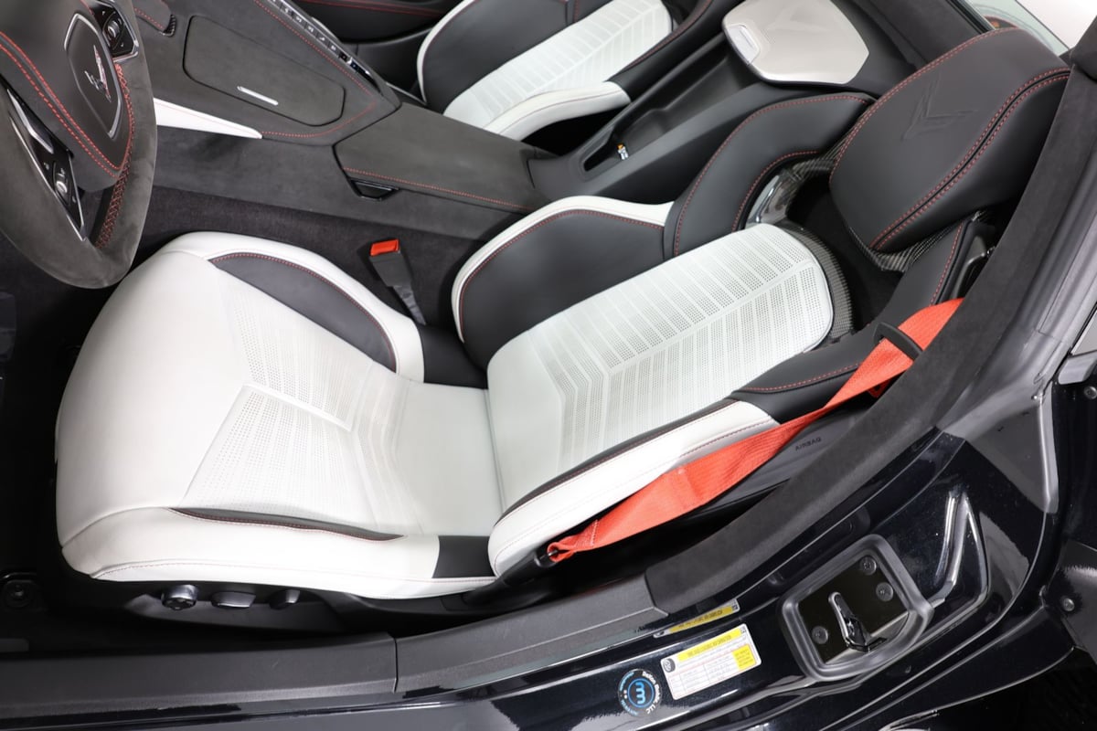 2023 Chevrolet Corvette 3LT - Photo 10