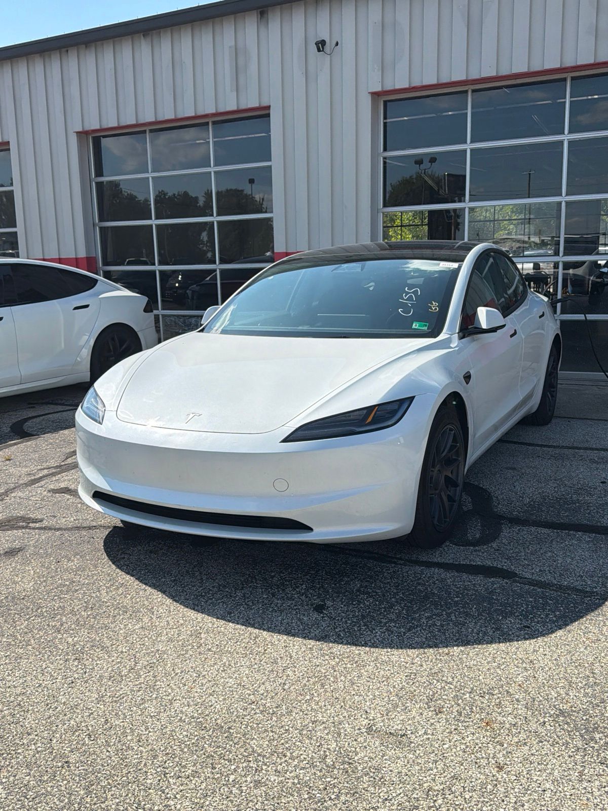 2025 Tesla Model 3 Blanco (Pearl White Multi-Coat) Sedán Tracción trasera Automática