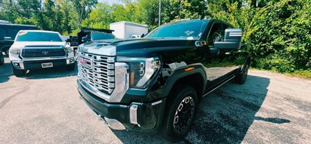 2024 GMC Sierra 2500HD Denali