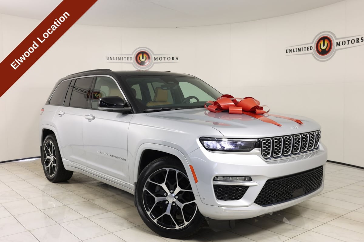 Silver 2025 Jeep Grand Cherokee SUV / Crossover Four-Wheel Drive Automatic