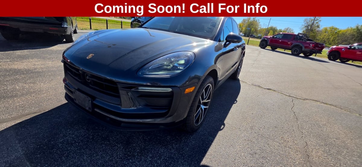 2023 Porsche Macan 