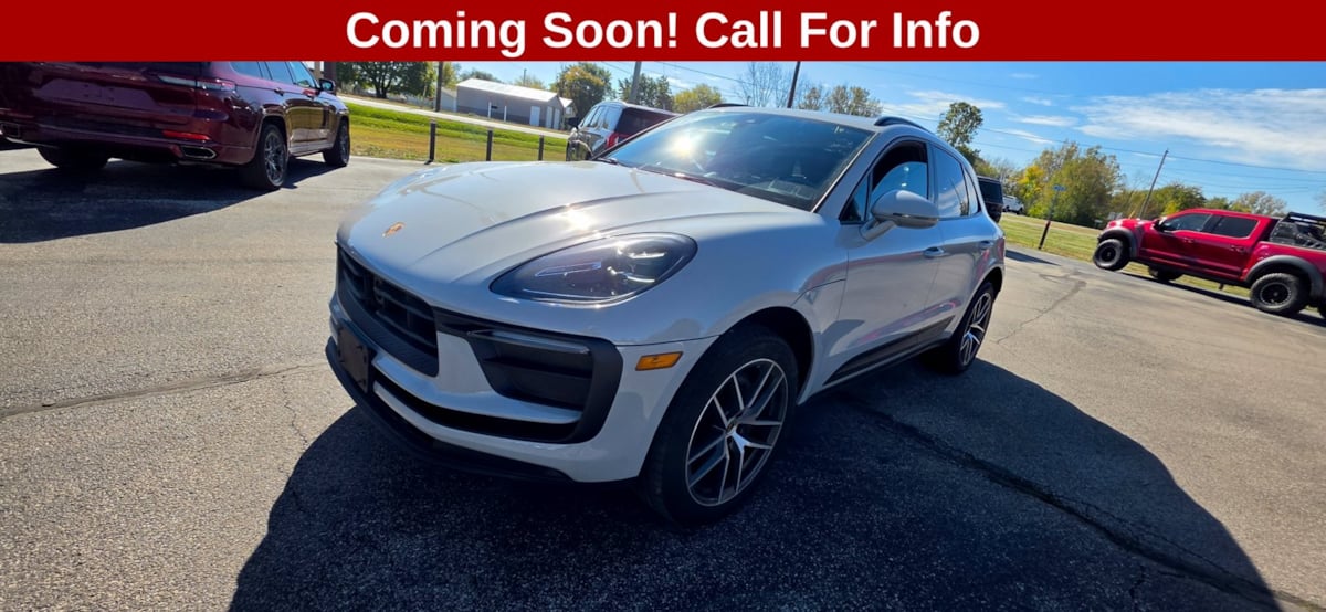 2023 Porsche Macan 