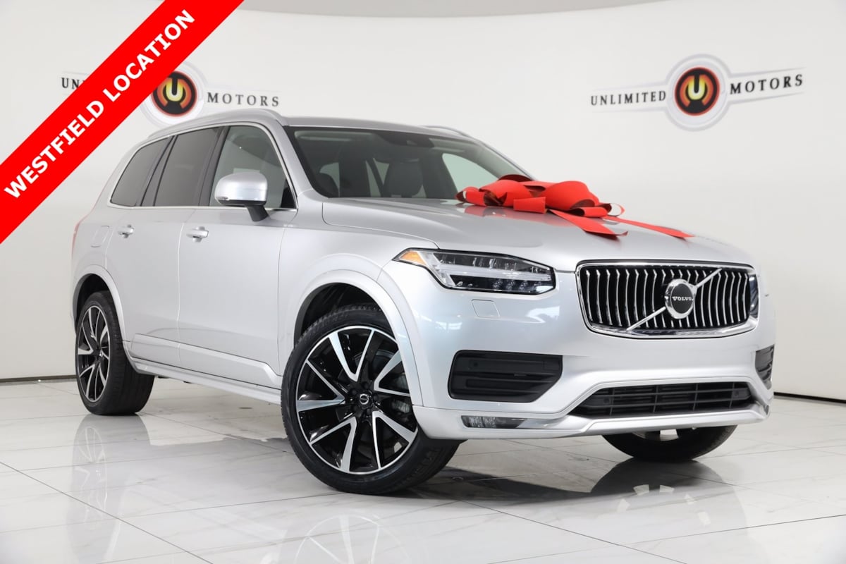 2021 Volvo XC90 Momentum