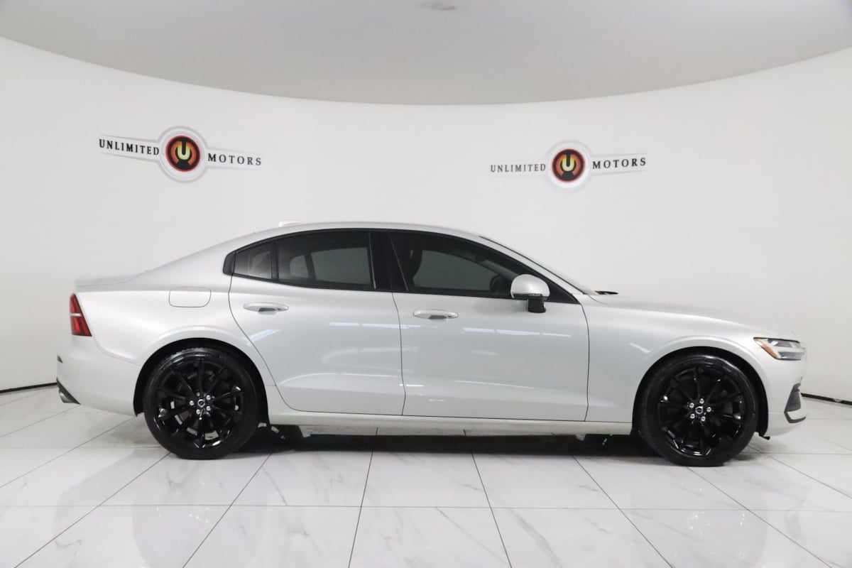 Sold 2020 Volvo S60 Momentum in Westfield
