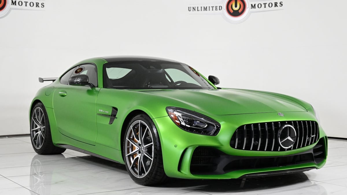 1/18 メルセデス AMG GT R PRO MERCEDES-BENZ AMG GT-R ADMIRAL RED 1:18 AUTOART 76331 BRAND