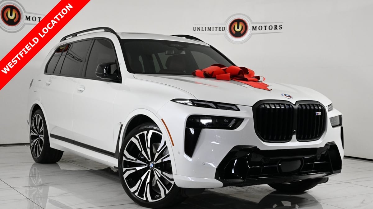 2023 BMW X7 M60i